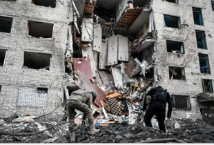 Під завалами гуртожитку в Запоріжжі знайшли тіла двох загиблих