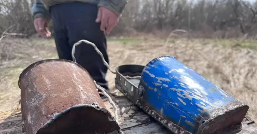 Дерев’яний каток та металеві капці: жителі Харківщини вигадали саморобні 